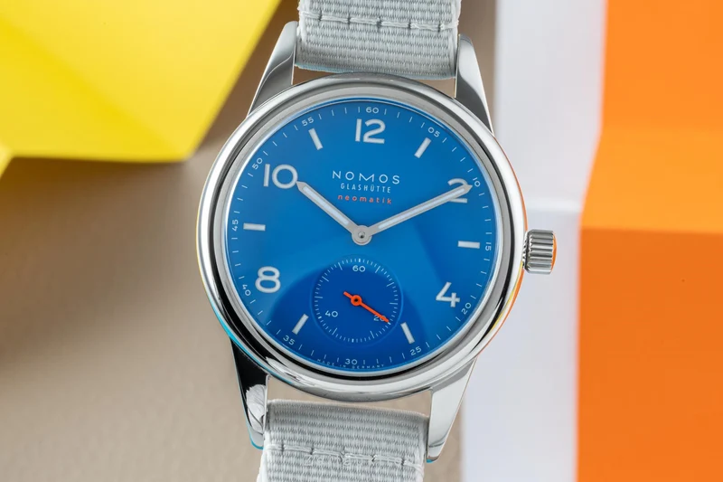 Nomos Club steel automatic unisex 742 LP: 2500EUR [2206380]