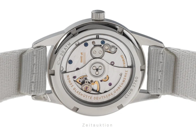 Nomos Club steel automatic unisex 742 LP: 2500EUR [2206380]