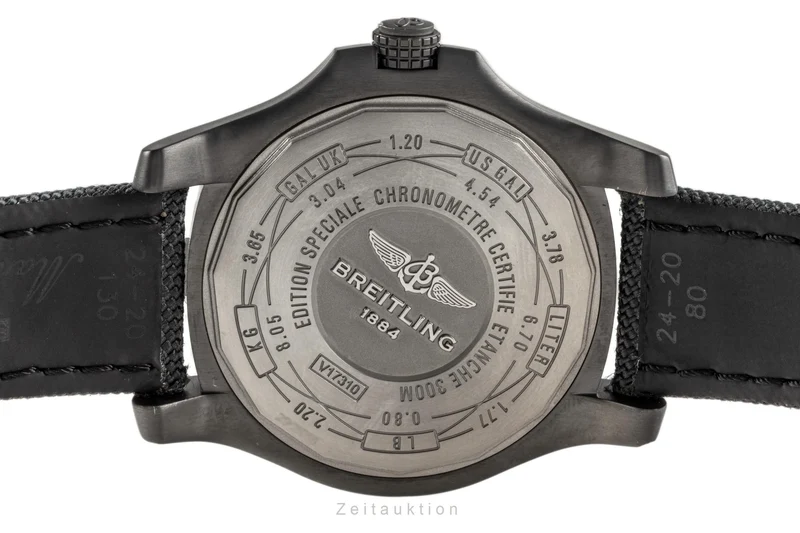 Breitling Avenger Blackbird 44 titanium automatic men's watch V17310 LP: 4830EUR [2206356]