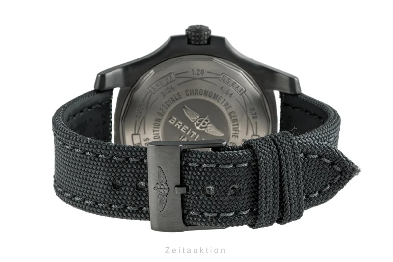 Breitling Avenger Blackbird 44 titanium automatic men's watch V17310 LP: 4830EUR [2206356]
