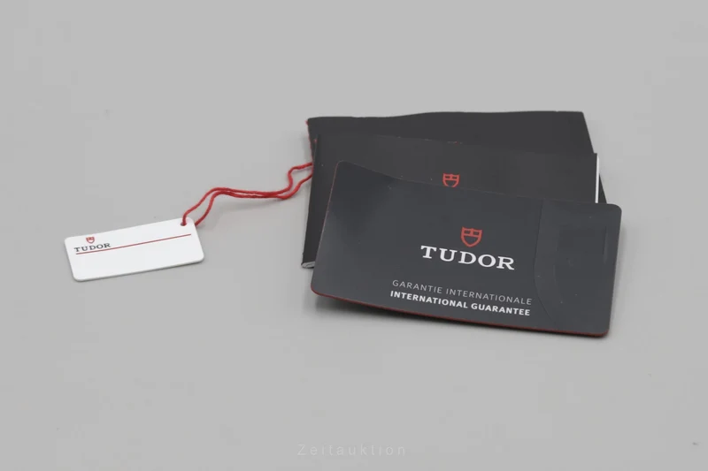 Tudor Black Bay steel / gold automatic women's watch 79583 LP: 4600EUR [2204954]