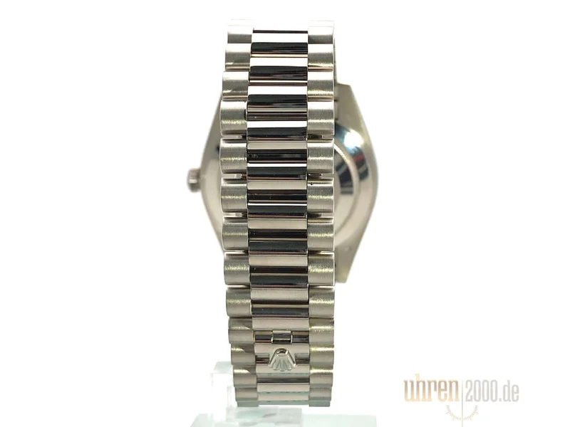 Rolex Day-Date 40 Weißgold 228239 Olivgrün aus 2018 LC100