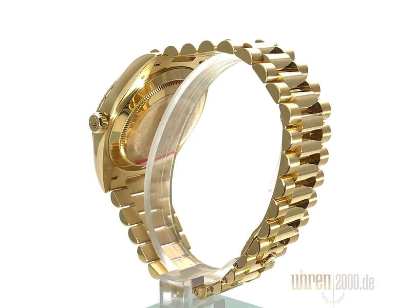 Rolex Day-Date 40 Gelbgold 228238 Champagner aus 2019