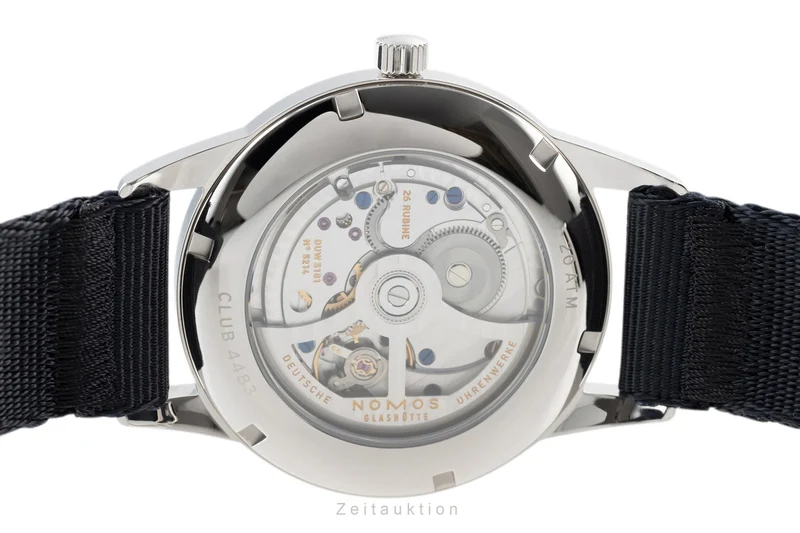 Nomos Club steel automatic men's watch 775 LP: 2620EUR [2204337]