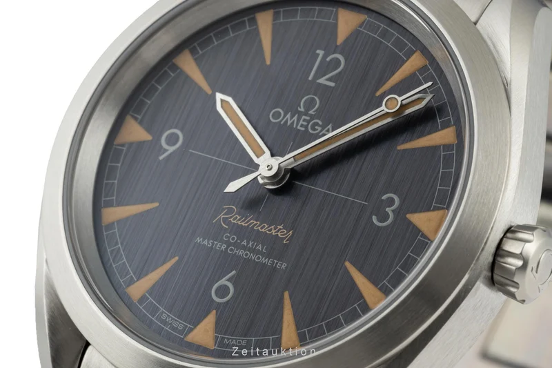Omega Railmaster steel automatic men's watch 220.10.40.20.01.001 LP: 5400EUR [2205860]