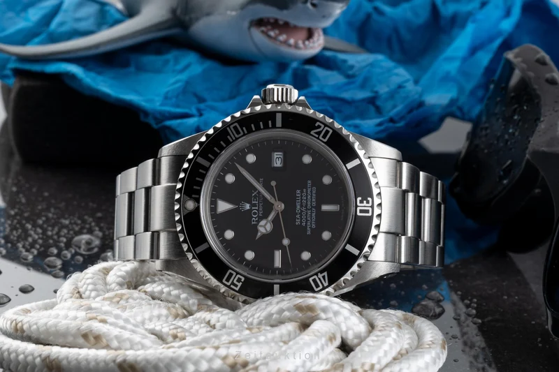 Rolex Sea-Dweller steel automatic men's watch 16660 [2205746]