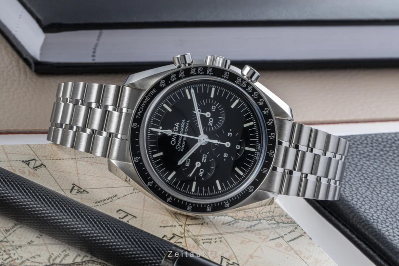 Omega Speedmaster Moonwatch chronograph steel manual winding men's watch 310.30.42.50.01.002 LP: 8000EUR [2205723]
