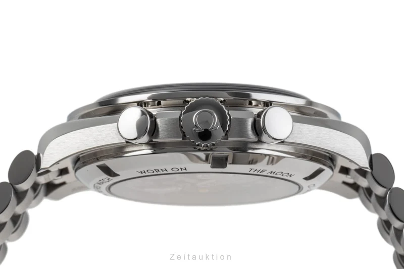 Omega Speedmaster Moonwatch chronograph steel manual winding men's watch 310.30.42.50.01.002 LP: 8000EUR [2205723]