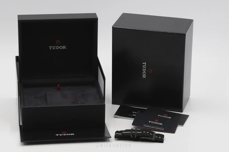 Tudor Black Bay ceramic automatic men's watch 79210CNU [2206633]