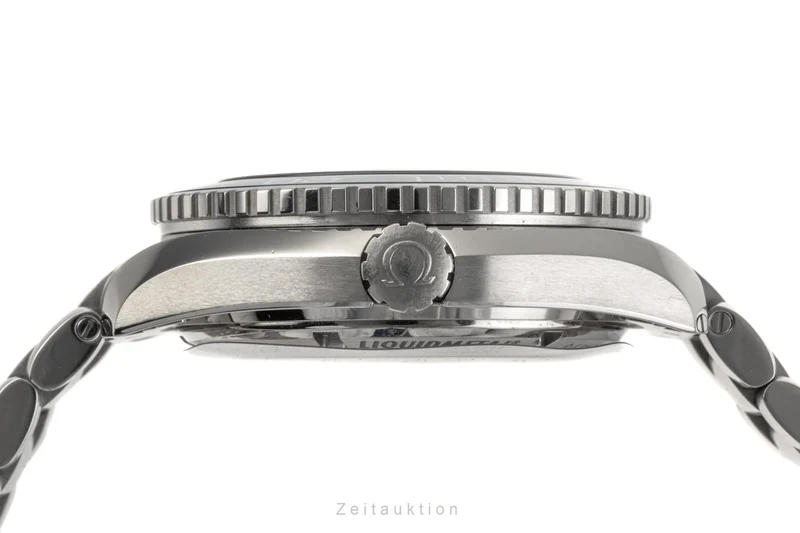 Omega Seamaster titanium automatic men's watch 232.92.46.21.03.001 LP: 7500EUR [2206591]