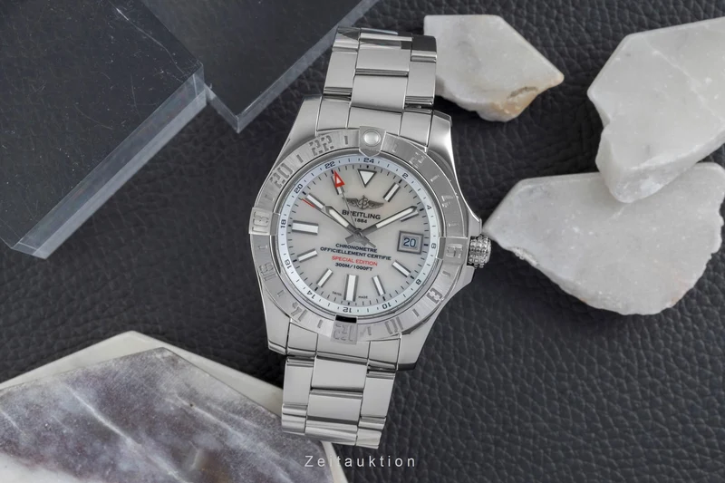 Breitling Avenger II GMT steel automatic men's watch A3239011/A809 LP: 5950EUR [2604178]