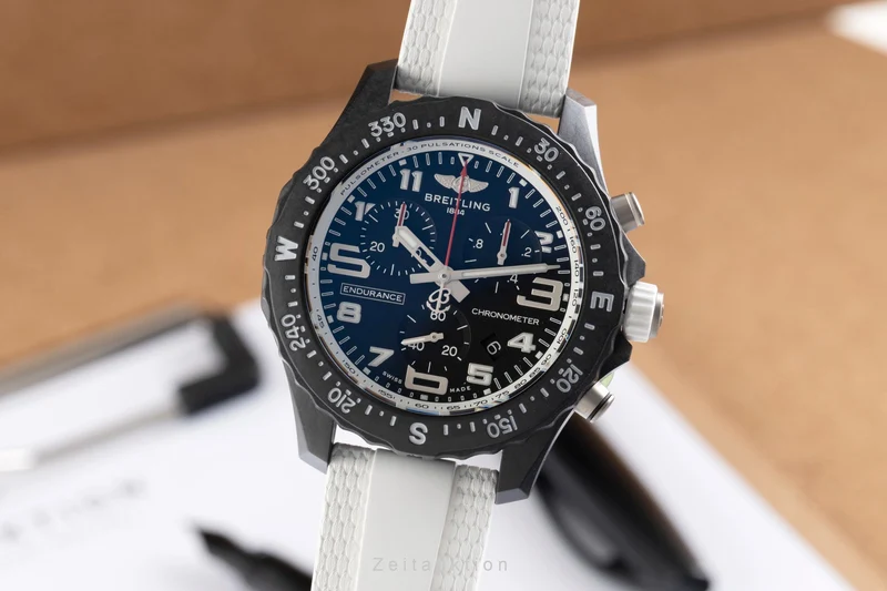 Breitling Endurance Pro chronograph breitlight quartz unisex X83310A71B1S1 LP: 3500EUR [2604538]