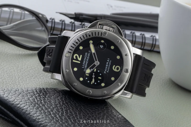 Panerai Submersible steel automatic men's watch PAM00024 LP: 10300EUR [2604485]