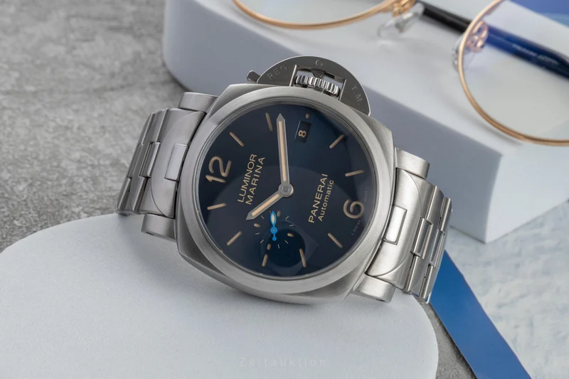 Panerai Luminor Marina steel automatic men's watch PAM01028 LP: 10200EUR [2604355]