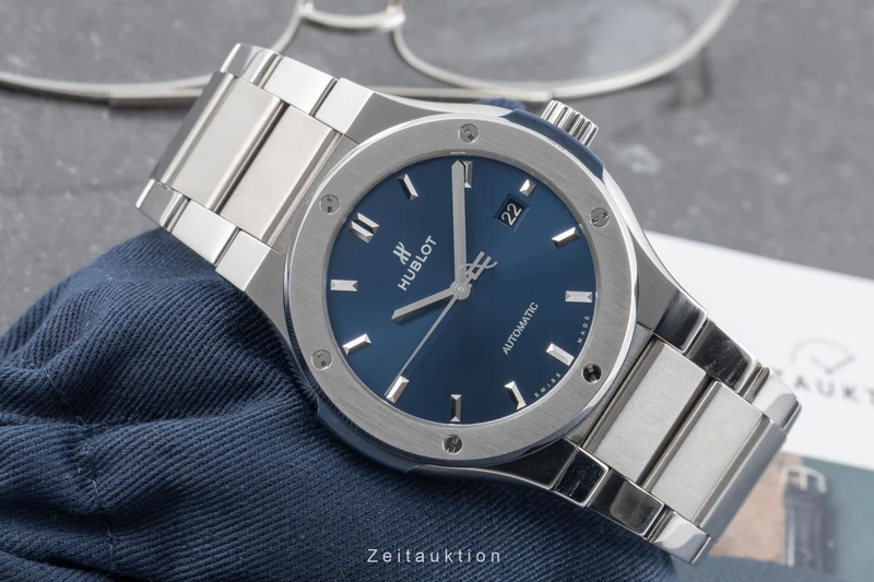 Hublot Classic Fusion titanium automatic men's watch 548.NX.7170.NX LP: 8500EUR [2604369]