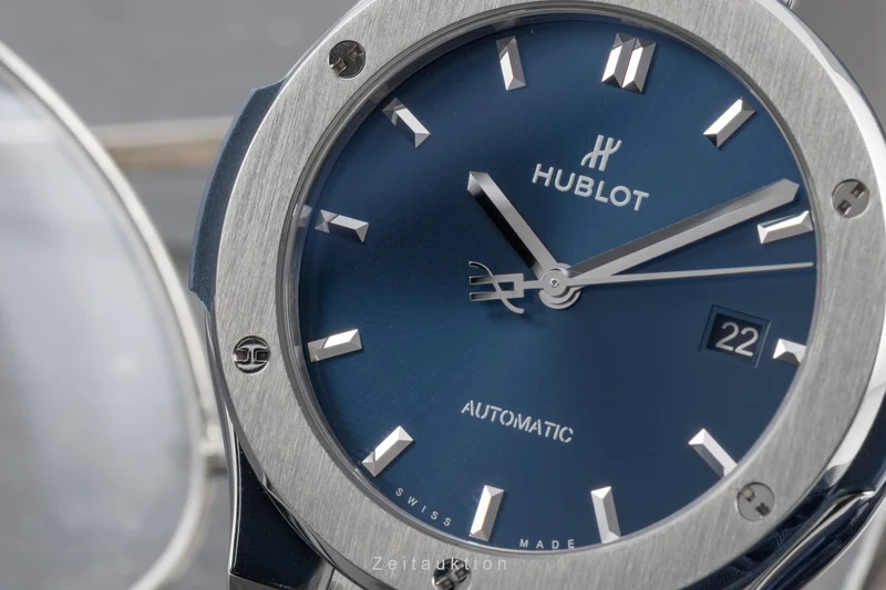 Hublot Classic Fusion titanium automatic men's watch 548.NX.7170.NX LP: 8500EUR [2604369]