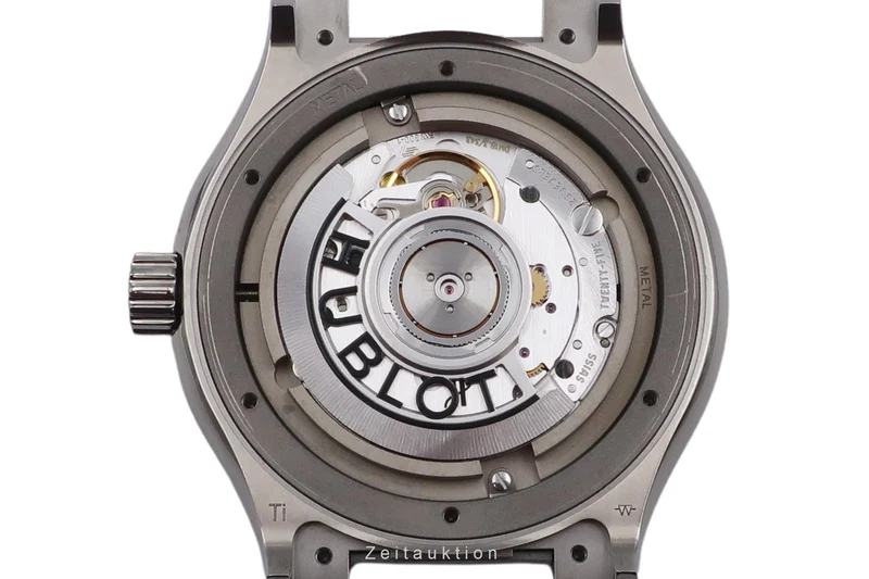 Hublot Classic Fusion titanium automatic men's watch 548.NX.7170.NX LP: 8500EUR [2604369]