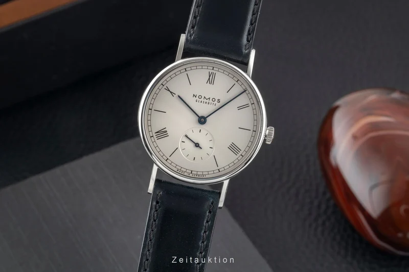 Nomos Ludwig steel manual winding unisex 243 LP: 1680EUR [2603495]