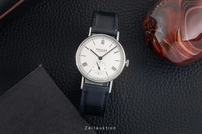 Nomos Ludwig steel manual winding unisex 243 LP: 1680EUR [2603495]