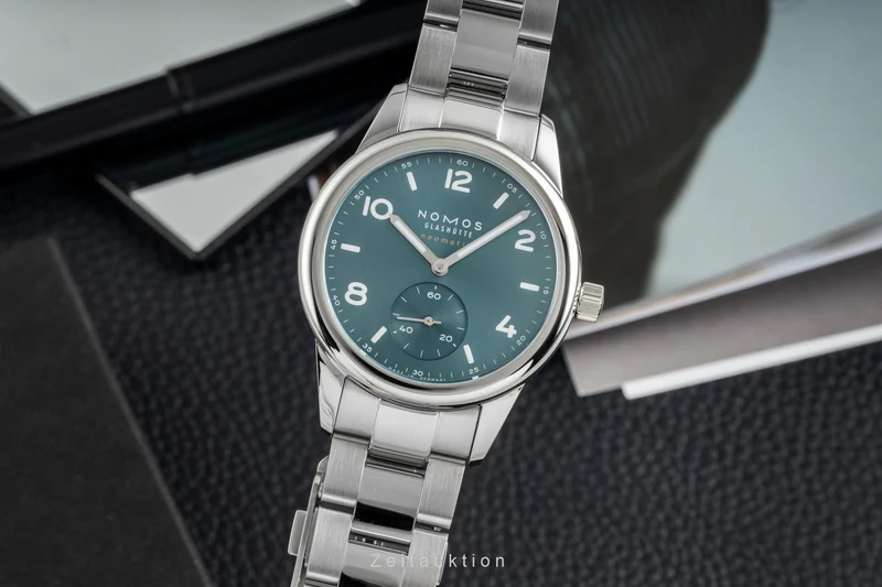 Nomos Club steel automatic men's watch 746 LP: 3160EUR [2602999]