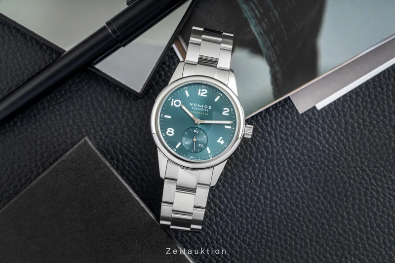 Nomos Club steel automatic men's watch 746 LP: 3160EUR [2602999]