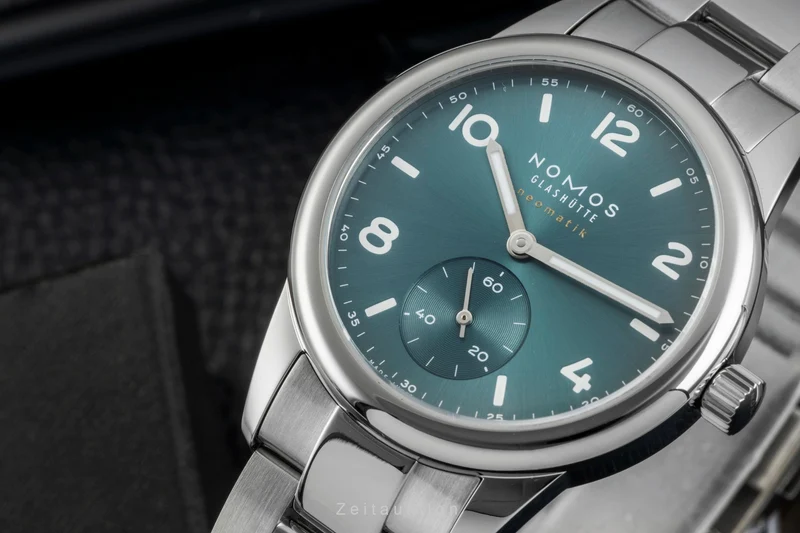 Nomos Club steel automatic men's watch 746 LP: 3160EUR [2602999]
