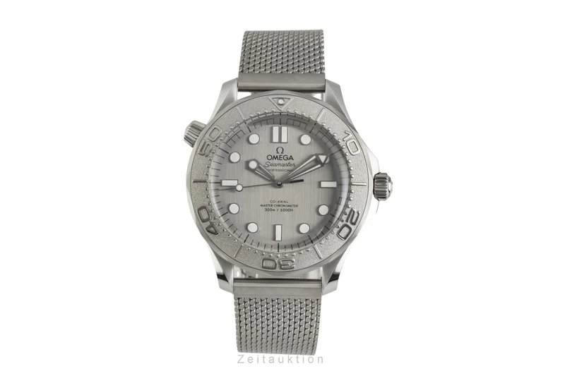 Omega Seamaster steel / titanium automatic men's watch 210.30.42.20.06.002 LP: 7100EUR [2603979]