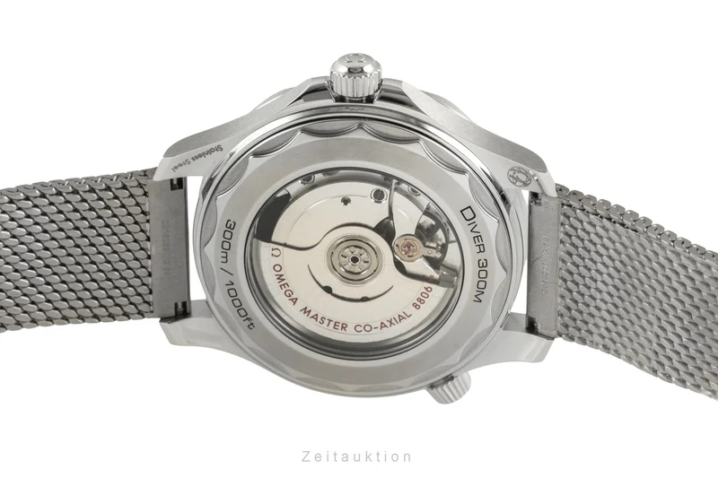 Omega Seamaster steel / titanium automatic men's watch 210.30.42.20.06.002 LP: 7100EUR [2603979]
