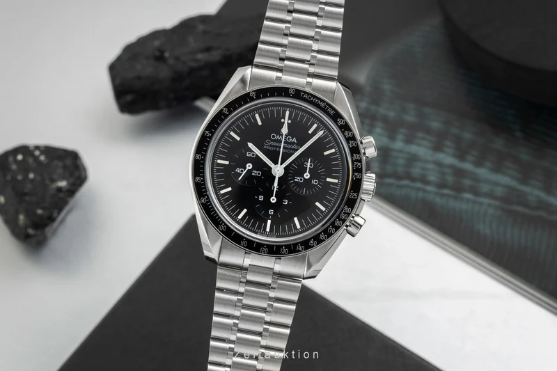Omega Speedmaster Moonwatch chronograph steel manual winding men's watch 310.30.42.50.01.002 LP: 8700EUR [2603856]