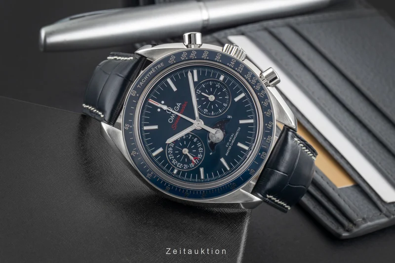 Omega Speedmaster chronograph steel automatic men's watch 304.33.44.52.03.001 LP: 12200EUR [2602910]