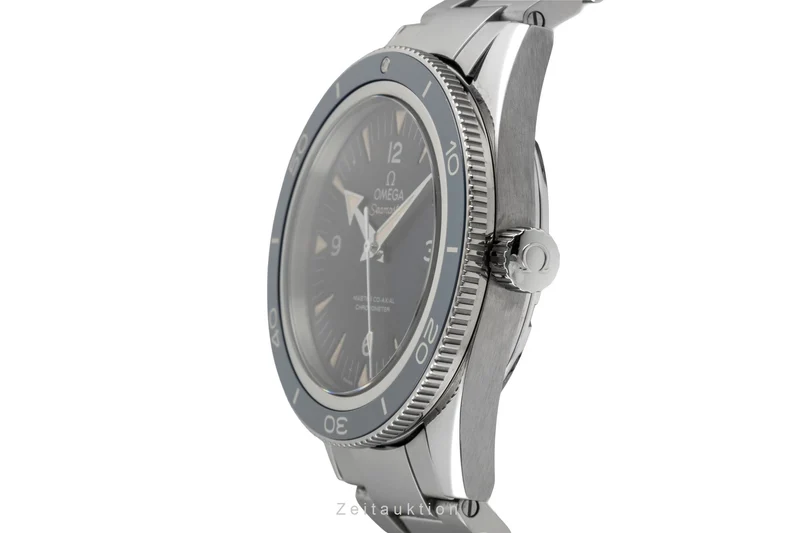 Omega Seamaster titanium automatic men's watch 233.90.41.21.03.001 LP: 7700EUR [2603892]