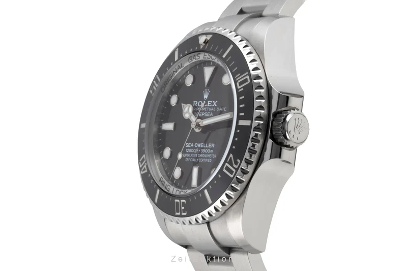 Rolex Sea-Dweller steel automatic men's watch 136660 [2603383]