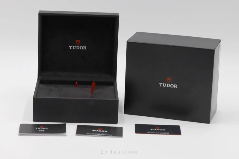 Tudor Royal steel automatic men's watch 28600 LP: 3340EUR [2603312]