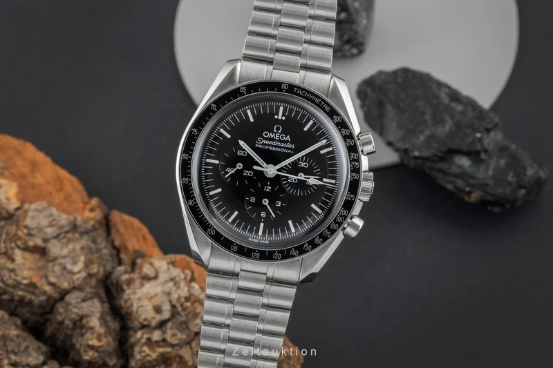 Omega Speedmaster Moonwatch chronograph steel manual winding men's watch 310.30.42.50.01.001 LP: 7600EUR [2603933]