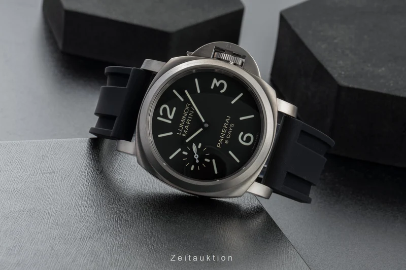 Panerai Luminor titanium manual winding men's watch PAM00564 [2603387]
