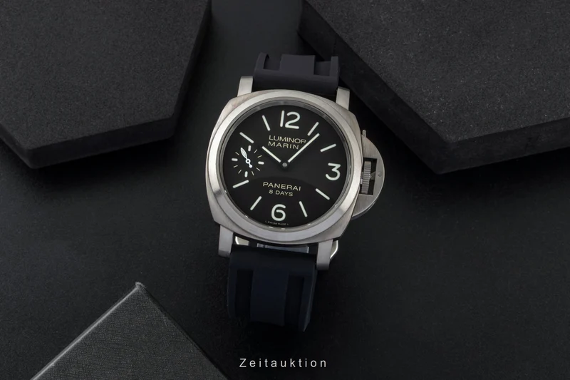 Panerai Luminor titanium manual winding men's watch PAM00564 [2603387]