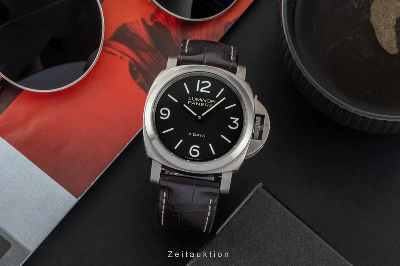 Panerai Luminor titanium manual winding men's watch PAM00562 [2603461]