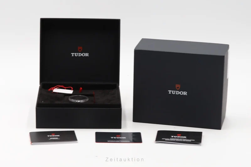 Tudor Black Bay steel automatic men's watch 79000N-0001 LP: 4280EUR [2603759]