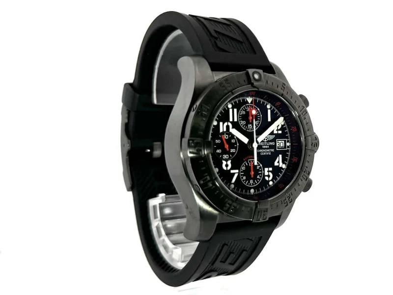 Breitling Avenger Skyland Black Steel M1338010.B864