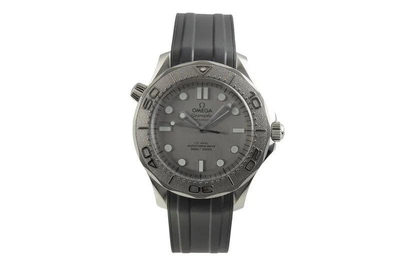 Omega Seamaster steel automatic men's watch 210.32.42.20.06.002 LP: 6700EUR [2603266]