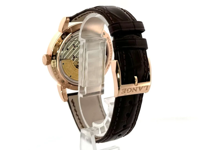 A. Lange & Söhne Lange 1 Daymatic Rotgold 320.032 Service 2024