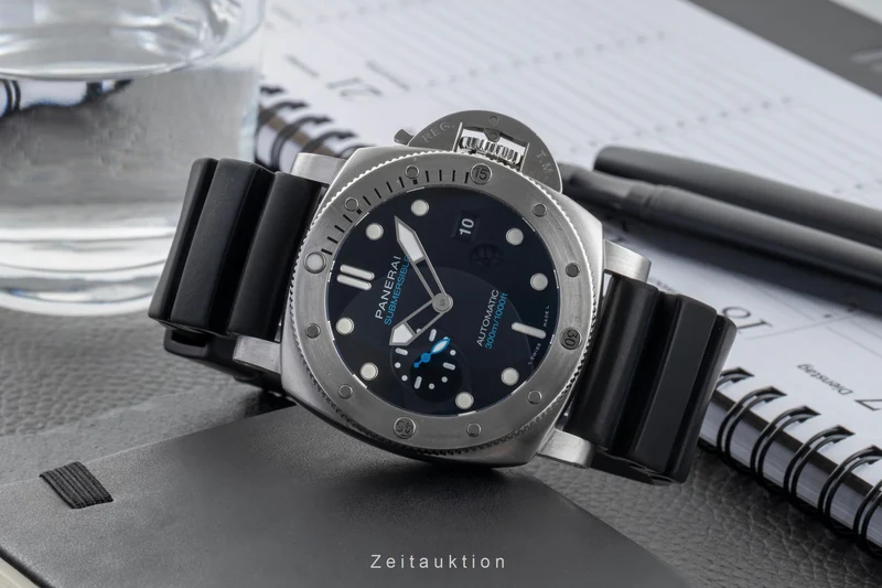 Panerai Submersible steel automatic men's watch PAM01229 [2603204]