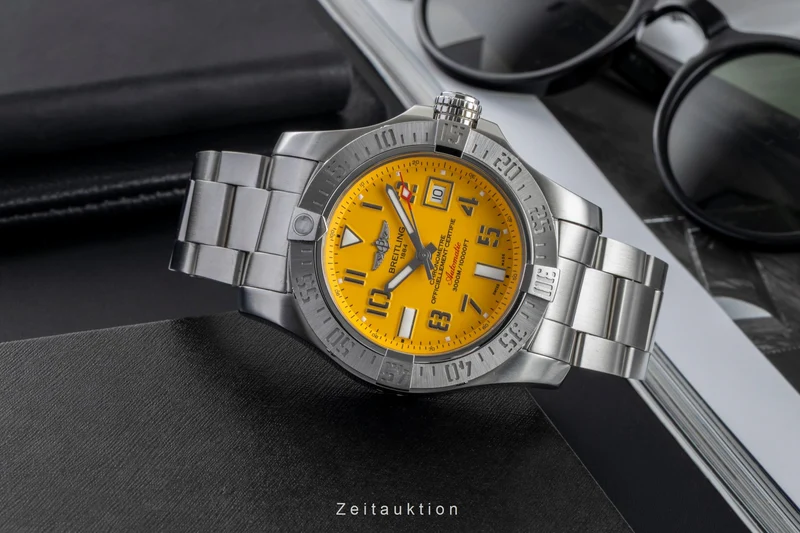 Breitling Avenger II Seawolf steel automatic men's watch A1733110/I519 [2602975]