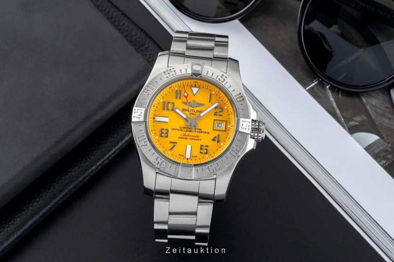 Breitling Avenger II Seawolf steel automatic men's watch A1733110/I519 [2602975]