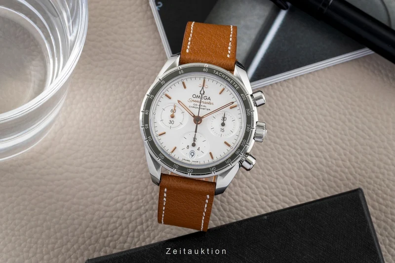 Omega Speedmaster chronograph steel automatic men's watch 324.32.38.50.02.001 LP: 5700EUR [2603220]