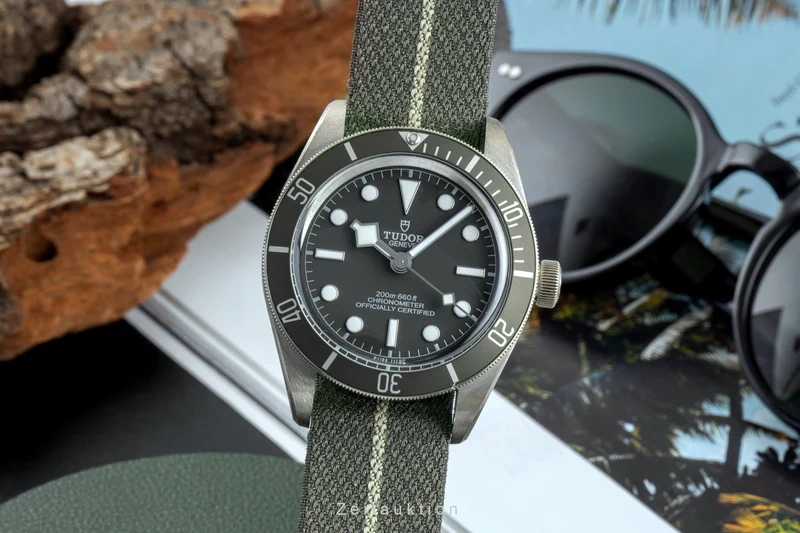 Tudor Black Bay silver automatic men's watch 79010SG-0002 LP: 5100EUR [2603872]