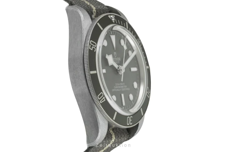 Tudor Black Bay silver automatic men's watch 79010SG-0002 LP: 5100EUR [2603872]
