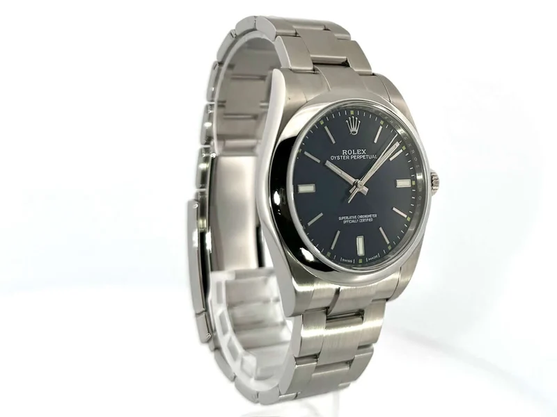 Rolex Oyster Perpetual 39 114300 Blau