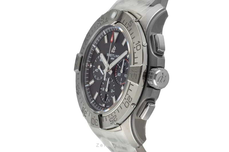 Breitling Avenger chronograph titanium automatic men's watch EB0148101B1E1 LP: 10150EUR [2603650]