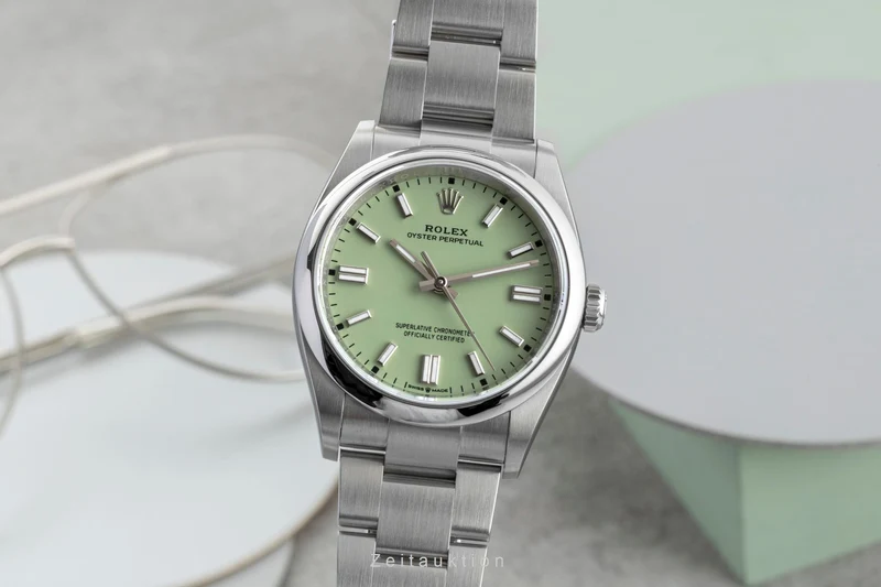 Rolex Oyster Perpetual steel automatic unisex 126000 [2603504]